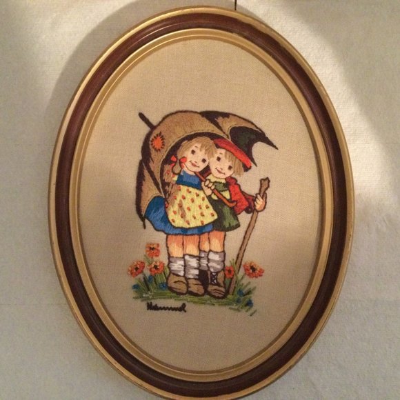 Pair vintage Hummel Crewel embroidery oval frame wall hanging children umbrella - Picture 2 of 11